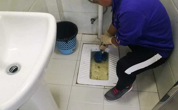鼎湖疏通蹲坑